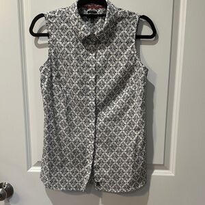 Talbots Sleeveless Black and White Patterned Top Size 8